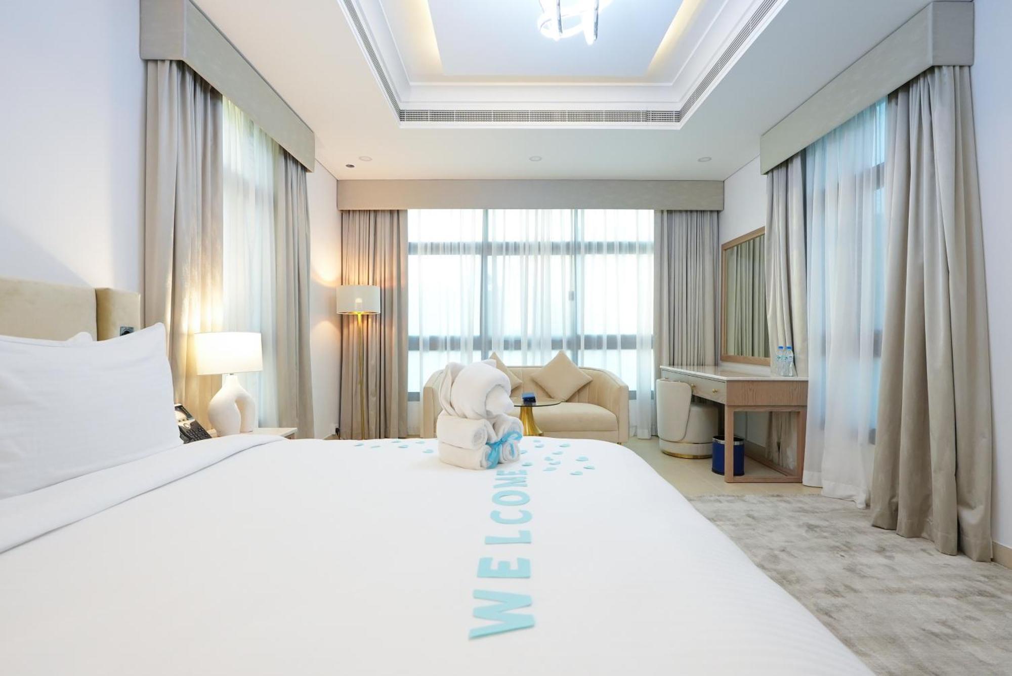 Resort Roda Beach
